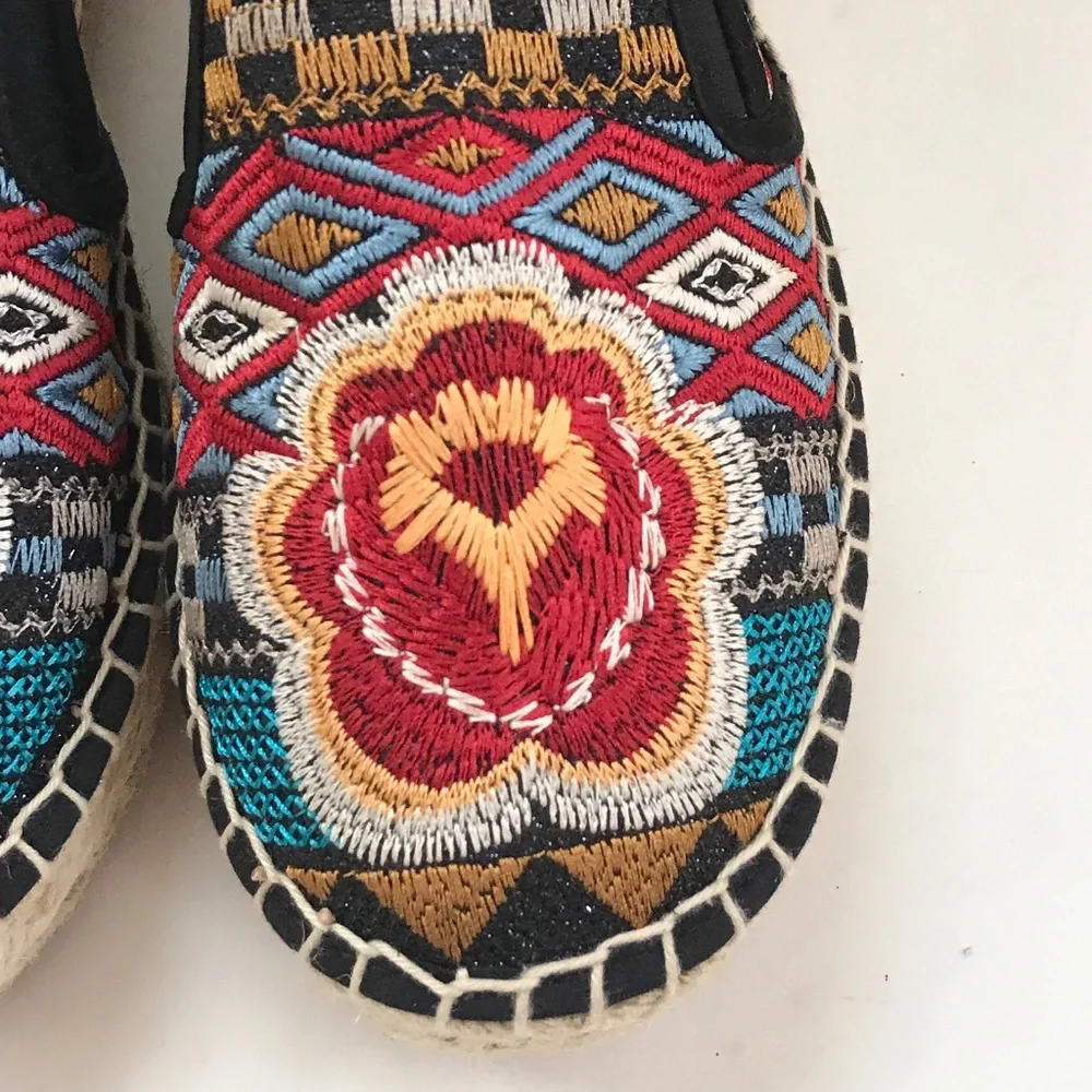 JOHNNY WAS Espadrille Platform Shoe Embroidered Bohemian Women’s Size 6 EU 36